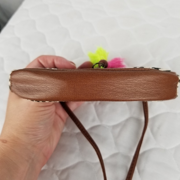 💥 3/$30 T-Shirt & Jeans fabric boho mini crossbody bag EUC - Picture 4 of 7